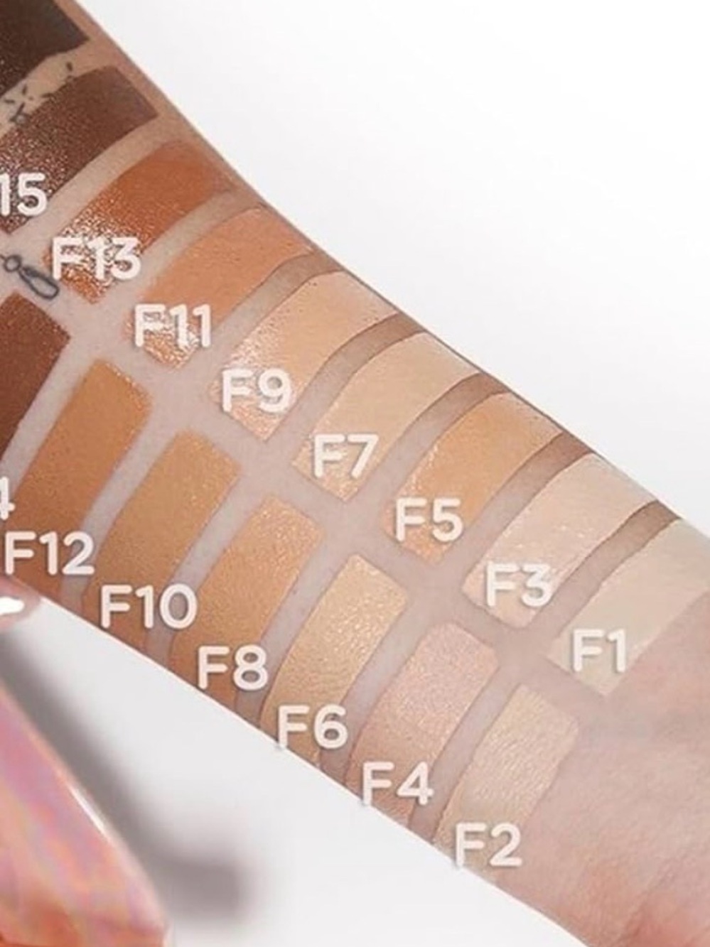 Makeup Revolution Fast Base Stick Foundation in F5 - Picture 3 of 4